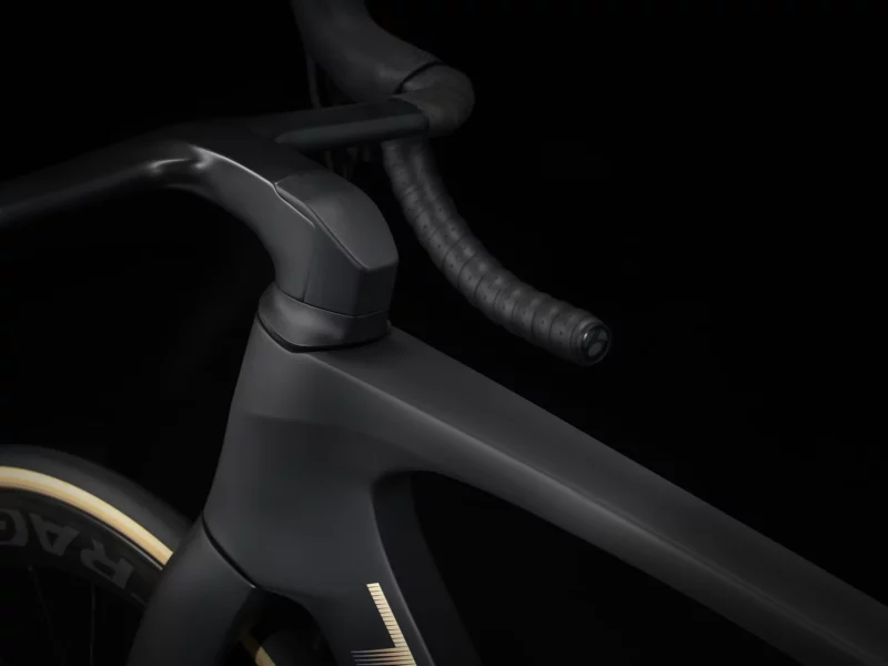 Trek Madone SLR 9 AXS Gen 7 - Image 9